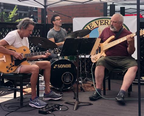 Eric Hoh Trio — The Vermont Pub & Brewery