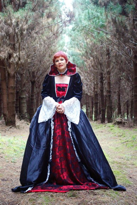 32+ Fabulous Renaissance Festival Outfits for Your Next Faire