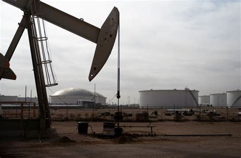 Oil Settles up $1/bbl as Restart of Kurdish Oil Exports Stalls