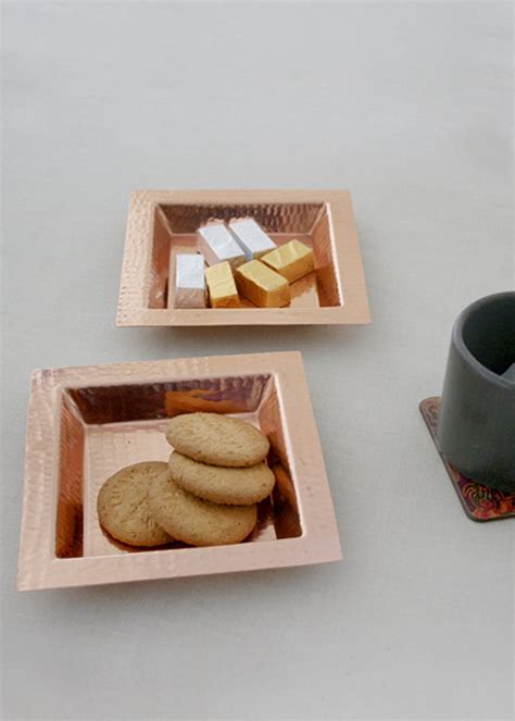 Get Square Platter at ₹ 1600 | LBB Shop