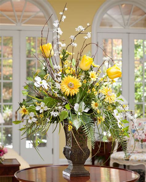 Silk Flower Arrangements Vase - Designer Picks & Photos