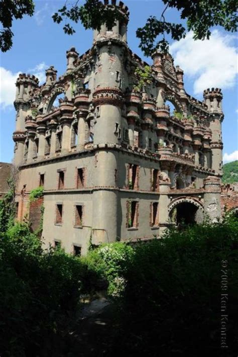 Bannerman's castle- The crumbling Scottish marvel on the Pollepel ...
