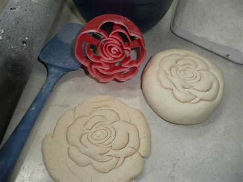 YNGLLC Rose Flower Design Pattern Concha Cutter Mexican India | Ubuy