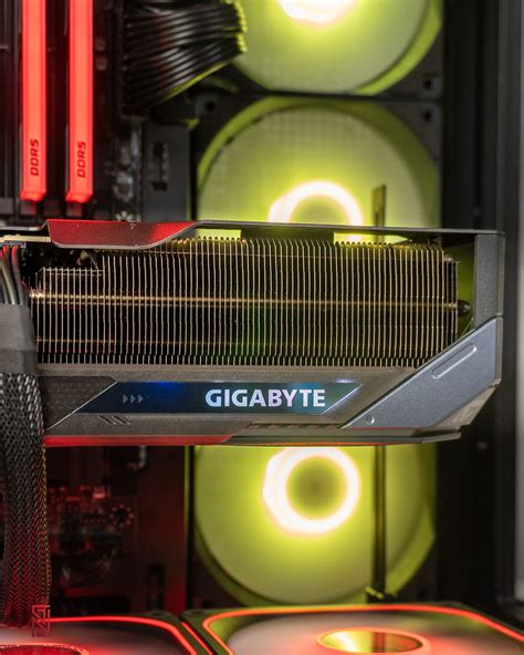 9900X + RTX 5070Ti + 64GB (32GB x2) DDR5 6000MHz