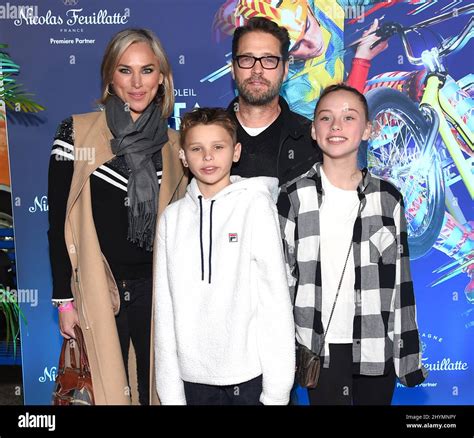 Jason Priestley, Naomi Lowde-Priestley, Ava Veronica Priestley and ...