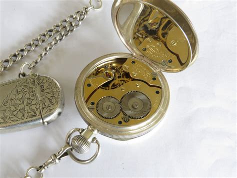 Antique Waltham Traveler Pocket Watch And Chain