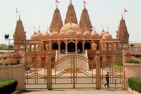 2023 Divine Jain Trail: Private Day Tour to Ankleshwar from Surat
