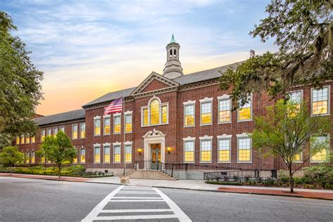 Arnold Hall | SCAD.edu