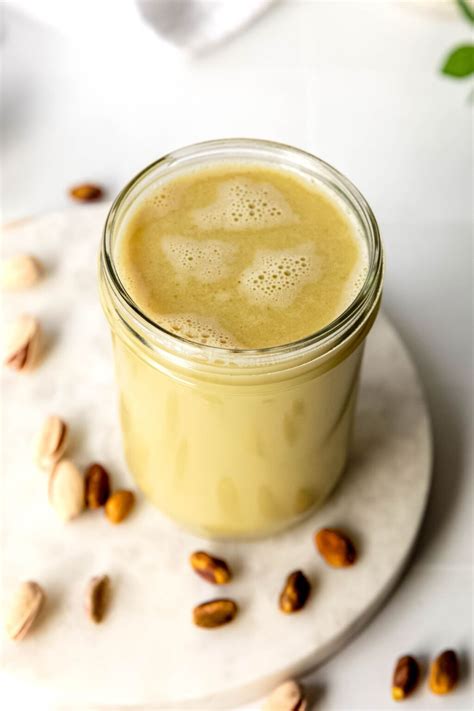 Homemade Pistachio Creamer - coffeecopycat.com