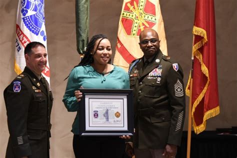 Fort Drum celebrates volunteerism, recognizes exceptional community ...