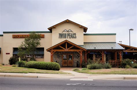 Twin Peaks in Odessa, TX | American Food & Sports Bar