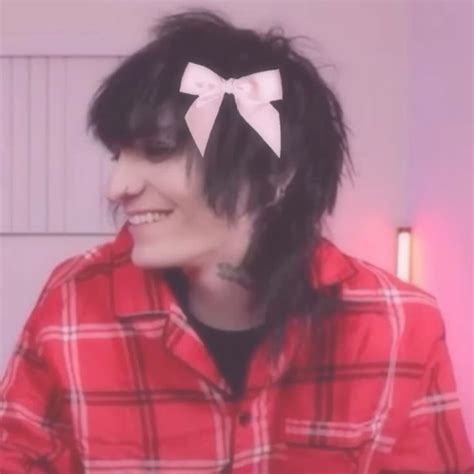 Johnnie guilbert and jake webber matching pfp – Artofit
