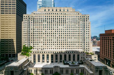 2 N Riverside Plz, Chicago, IL 60606 - Two North Riverside Plaza | LoopNet