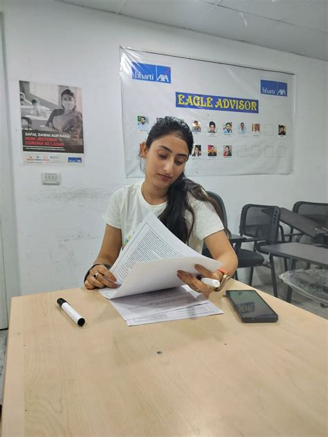 SHRIYA BHAT on LinkedIn: #newbeginnings #internlife #bhartiaxa