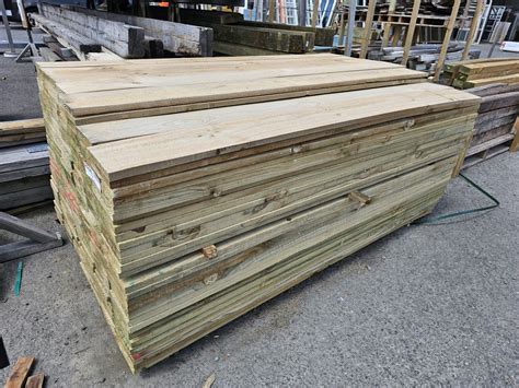 New Pine Paling 150x19x1800mm | Musgroves Ltd