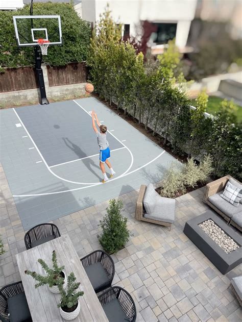 Outdoor Basketball Court 的图像结果