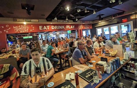 Play Book Sports Bar - Niles, IL