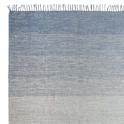 (D522) Blue Ombre Fringe Area Rug, 5x7
