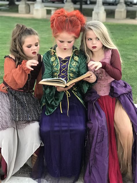 Hocus Pocus Costumes For Family at John Mellon blog