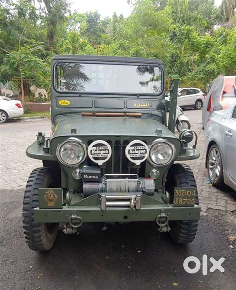 Ford Classic, 1942, Diesel - Cars in Bandra West, Mumbai - 1814281364