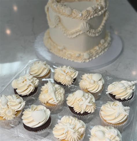 Candi • Cake Artist • Long Island, NY (@candiscakery) • Instagram photos and videos