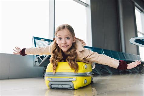 Unaccompanied Minors: A Guide to Every U.S Airline's Policy