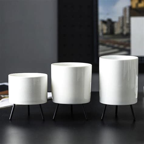 White Planter With Stand Online - Premium Planter | Nestasia