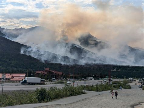 Alaska wildfire season, marked by significant smoke events, closes with below-average totals ...