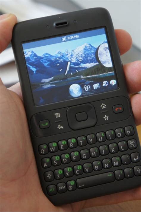 Android: Get Latest Buzz, Updates, Gossip, Photos & Videos