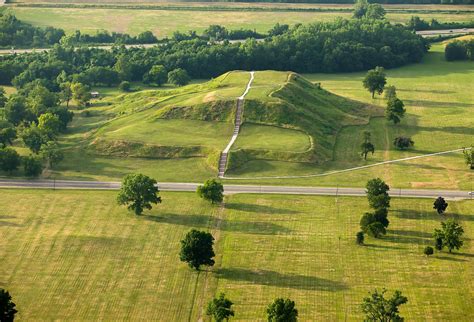 Cahokia Mounds State Historic Site