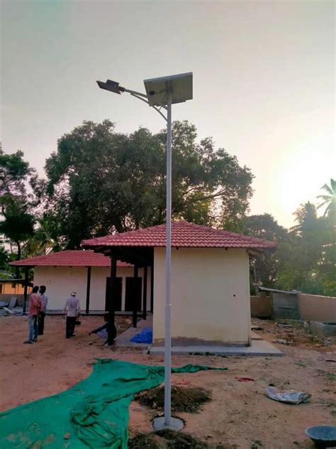 Solar Street Light Systems with LFP Battery - 9 - 15W Solar Street ...