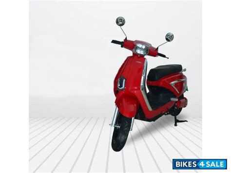 Supertech U-Pro price, specs, mileage, colours, photos and reviews ...