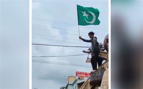Flag waved in Bhatkal was not Pakistani flag, does not represent any ...