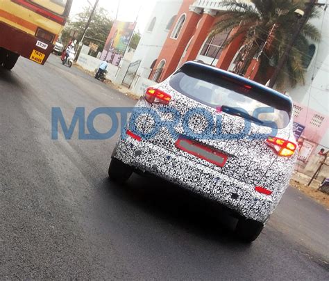 Hyundai Tucson SUV spied testing for the first time in India, launch ...