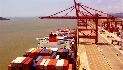 国际货运会根据不同的货物类型和特点选择合适的船舶-琪邦上海货代公司