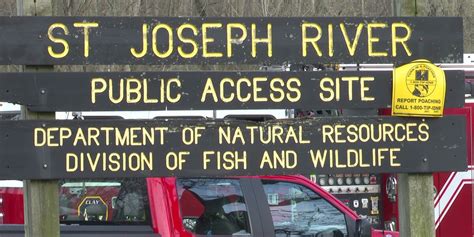 Police investigating report of possible body in St. Joseph River