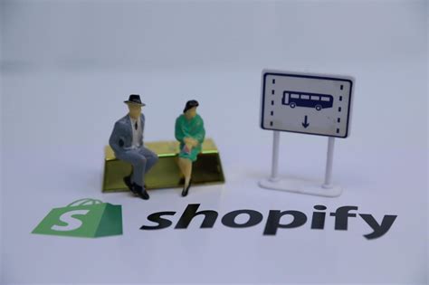 谷歌推出购物地图 将与Shopify联手 - 电商报