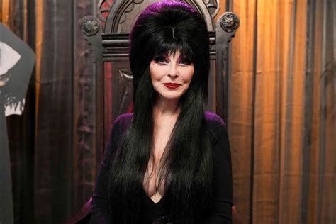 Elvira Says Her Worst Celebrity Encounter Was with Ariana Grande