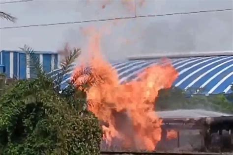 Over 20 injured after massive fire erupts in Haldia Petrochemicals ...