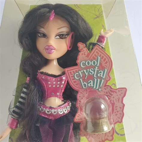 BRATZ Jade DESERT JEWELZ Doll 1st Ed. RARE NRFB Crystal Ball Jewels ...