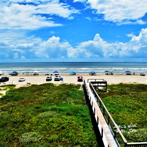 17 fantastic beaches near San Antonio