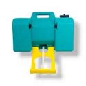 Portable Eye Wash Station - RESQ Portable Emergency Eyewash ...