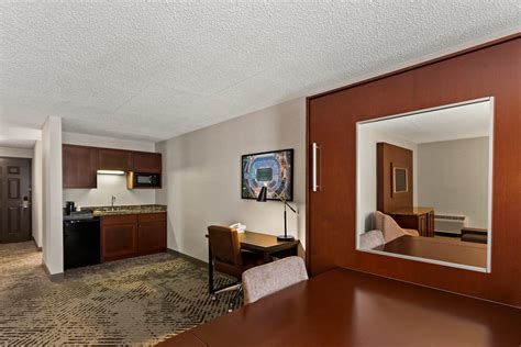 Wingate by Wyndham South Bend/Notre Dame | South Bend, IN Hotels
