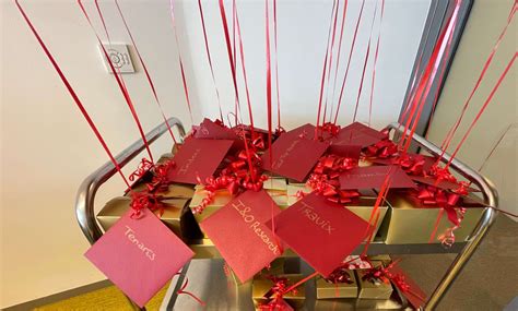 News and events - compliment day | Up Office Building