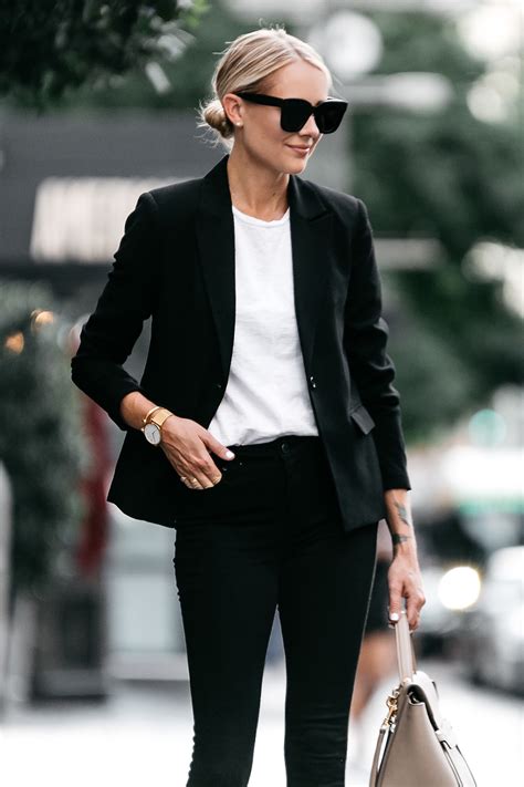 How To Style Black Blazer With Jeans at Phoebe Bateman blog