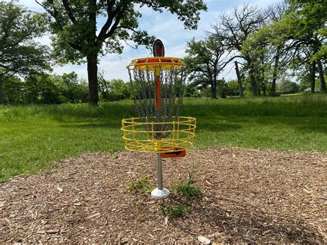 The Oaks Disc Golf Course – Mokena Community Park District