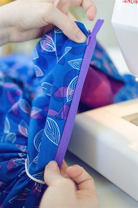 Image result for Machine Invisible Zipper Tutorial