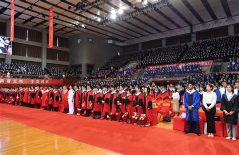 我校留学生毕业生参加南京医科大学2021届毕业典礼