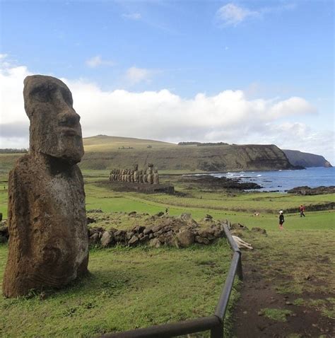 10 Mejores Circuitos en Isla De Pascua para Viajeros Solos - TourRadar