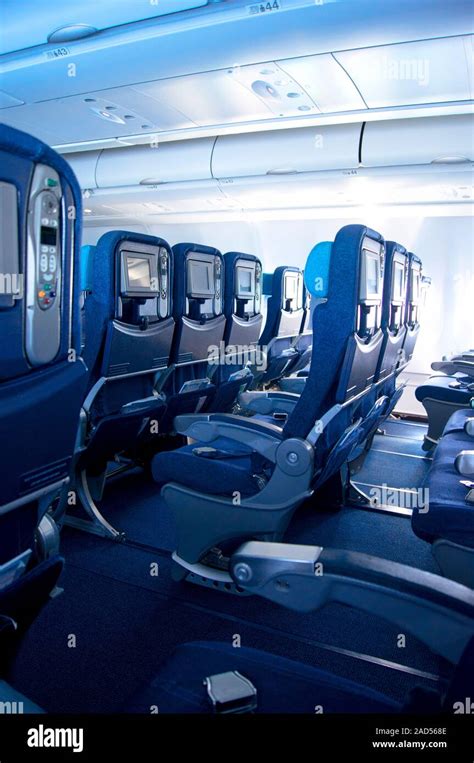 Economy Class 的图像结果